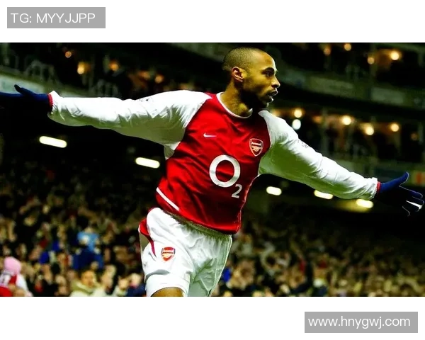 已退役足球巨星盘点：那些曾经驰骋绿茵场的传奇人物